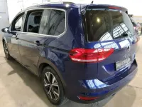 Gebraucht VW Touran Highline 150 PS (110 kW) 2022 Blau Van / Kleinbus