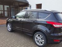 Gebraucht Ford Kuga Individual 204 PS (150 kW) 2015 Schwarz metallic SUV