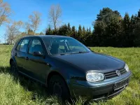 Używany VW Golf IV 75 KM (55 kW) 2002 Czarny Hatchback