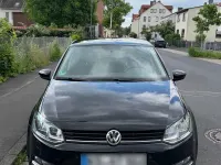 Gebraucht VW Polo Sound 60 PS (44 kW) 2016 Schwarz Kleinwagen