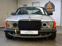 Gebraucht Mercedes 280 209 PS (153 kW) 1980 Silber Coupé