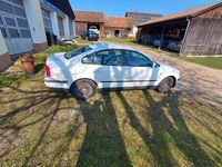 Gebraucht VW Passat 1998 Weiß Limousine