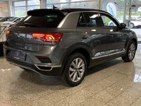 Gebraucht VW T-Roc 116 PS (85 kW) 2021 Indiumgrau (metallic) SUV