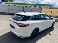 Gebraucht Renault Mégane IV Life 101 PS (74 kW) 2017 Weiß Limousine