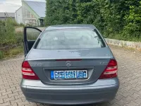 Gebraucht Mercedes C220 150 PS (110 kW) 2004 Grau Limousine