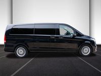 Gebraucht Mercedes V300 Avantgarde 237 PS (174 kW) 2023 Obsidianschwarz Van / Kleinbus