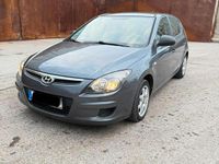 Gebraucht Hyundai i30 108 PS (79 kW) 2009 Grau Kleinwagen