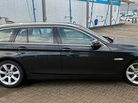 Gebraucht BMW 530 258 PS (189 kW) 2010 Schwarz Kombi