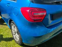 Gebraucht Mercedes A180 122 PS (89 kW) 2014 Blau Kleinwagen