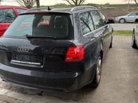 gebraucht Audi A4 2.0tdi Motor klackert !