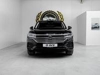 Gebraucht VW Touareg 231 PS (169 kW) 2024 Schwarz SUV