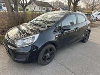Gebraucht Kia Rio Attract 75 PS (55 kW) 2013 Other Kleinwagen