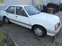 Gebraucht Opel Ascona 75 PS (55 kW) 1985 Weiß Limousine