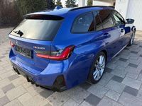 Gebraucht BMW 340 374 PS (275 kW) 2023 Portimao blau Kombi