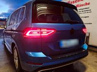 Gebraucht VW Touran Highline 190 PS (139 kW) 2020 Blau Van / Kleinbus