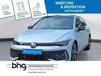 Gebraucht VW Golf VIII GTE 272 PS (200 kW) 2025 Crystal ice blue metallic/schw Limousine