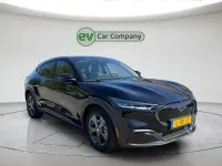 Usata Ford Mustang Mach-E 210 kW (286 CV) 2021 Nero SUV