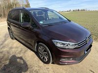 Gebraucht VW Touran Sound 150 PS (110 kW) 2017 Rot Van / Kleinbus