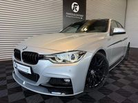 Gebraucht BMW 330 M Performance 252 PS (185 kW) 2017 Glaciersilber Limousine