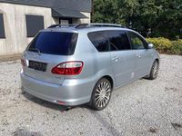 Gebraucht Toyota Avensis Verso 2004 Silber Van / Kleinbus
