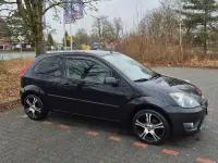 Gebraucht Ford Fiesta 80 PS (58 kW) 2008 Schwarz Kleinwagen