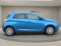 Gebraucht Renault Zoe 42 kW (58 PS) 2018 Lightningblau (metallic) Kleinwagen