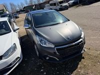 Gebraucht Peugeot 208 Allure 99 PS (72 kW) 2016 Silber Kleinwagen