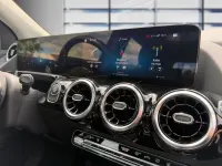 Second-hand Mercedes GLA250 Progressive 160 CP (117 kW) 2023 Negru SUV