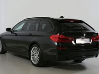 gebraucht BMW 520 d Aut. Sport Line LED Navi DAB HuD ACC Parkas