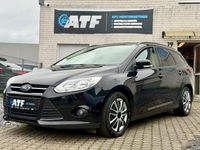 Gebraucht Ford Focus Trend 125 PS (91 kW) 2014 Schwarz Kombi