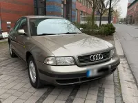 Gebraucht Audi A4 Basis 125 PS (91 kW) 1998 Gold Limousine