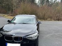 Gebraucht BMW 114 102 PS (75 kW) 2014 Schwarz Kleinwagen