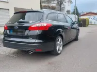 Używany Ford Focus Titanium 182 KM (133 kW) 2014 Czarny Kombi