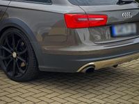 Gebraucht Audi A6 Allroad 333 PS (244 kW) 2013 Grau Kombi
