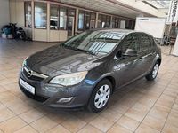 Gebraucht Opel Astra Selection 87 PS (63 kW) 2011 Grau Limousine