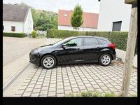 Gebraucht Ford Focus Trend 105 PS (77 kW) 2011 Schwarz Limousine