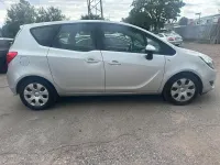 Gebraucht Opel Meriva Edition 120 PS (88 kW) 2014 Silber Van / Kleinbus