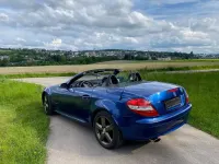 Second-hand Mercedes SLK200 163 CP (119 kW) 2005 Albastru Cabrio
