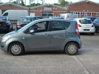 Gebraucht Suzuki Splash 94 PS (69 kW) 2011 Grau Kleinwagen