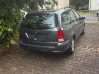 Gebraucht Ford Focus 100 PS (73 kW) 2002 Grau Kombi