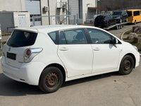 Gebraucht Toyota Verso 126 PS (92 kW) 2011 Weiß Van / Kleinbus