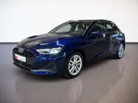 Używany Audi A3 Ambiente 204 KM (150 kW) 2025 Niebieski Sedan/Limuzyna