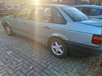 Gebraucht VW Passat 90 PS (66 kW) 1991 Grün Limousine