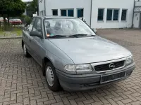 Gebraucht Opel Astra 60 PS (44 kW) 1995 Silber Kleinwagen