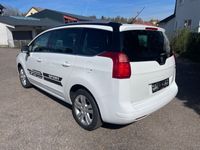 gebraucht Peugeot 5008 Allure*Klima*Head-UP*Pano*7-Sitzer*Alu!!