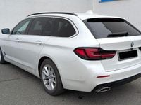 Gebraucht BMW 520 190 PS (139 kW) 2023 Weiß Kombi