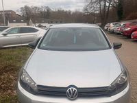 Gebraucht VW Golf VI 105 PS (77 kW) 2011 Schwarz Kleinwagen