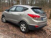 Gebraucht Hyundai ix35 163 PS (119 kW) 2010 Silber SUV