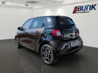 Second-hand Smart ForFour Basis 90 CP (66 kW) 2019 Negru Hatchback