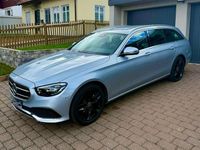 Gebraucht Mercedes E220 Avantgarde 194 PS (142 kW) 2021 Silber Kombi